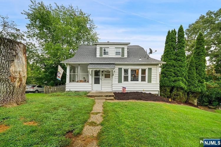 62 Vreeland Avenue