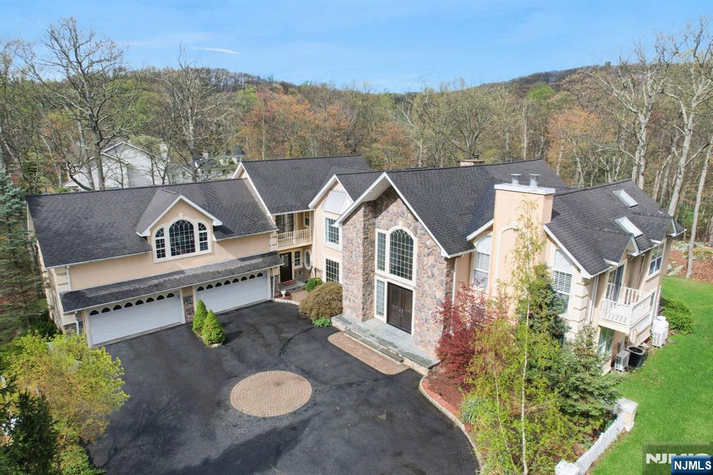 12 Butternut Terrace