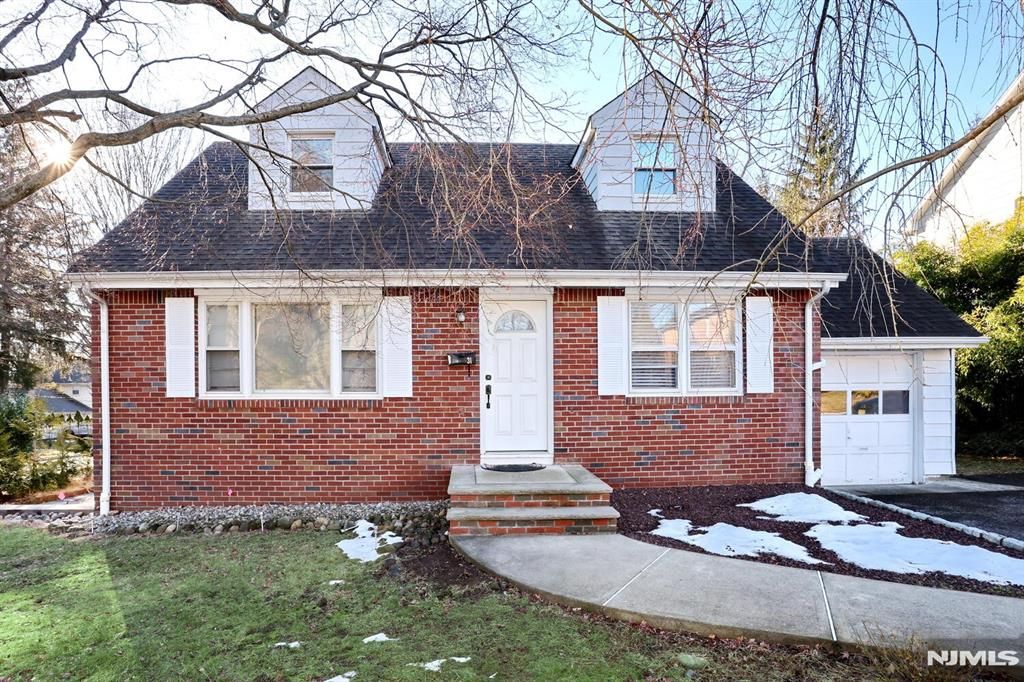 Photo of 31 Madison Avenue, Demarest, NJ 07627 (MLS # 25043828)