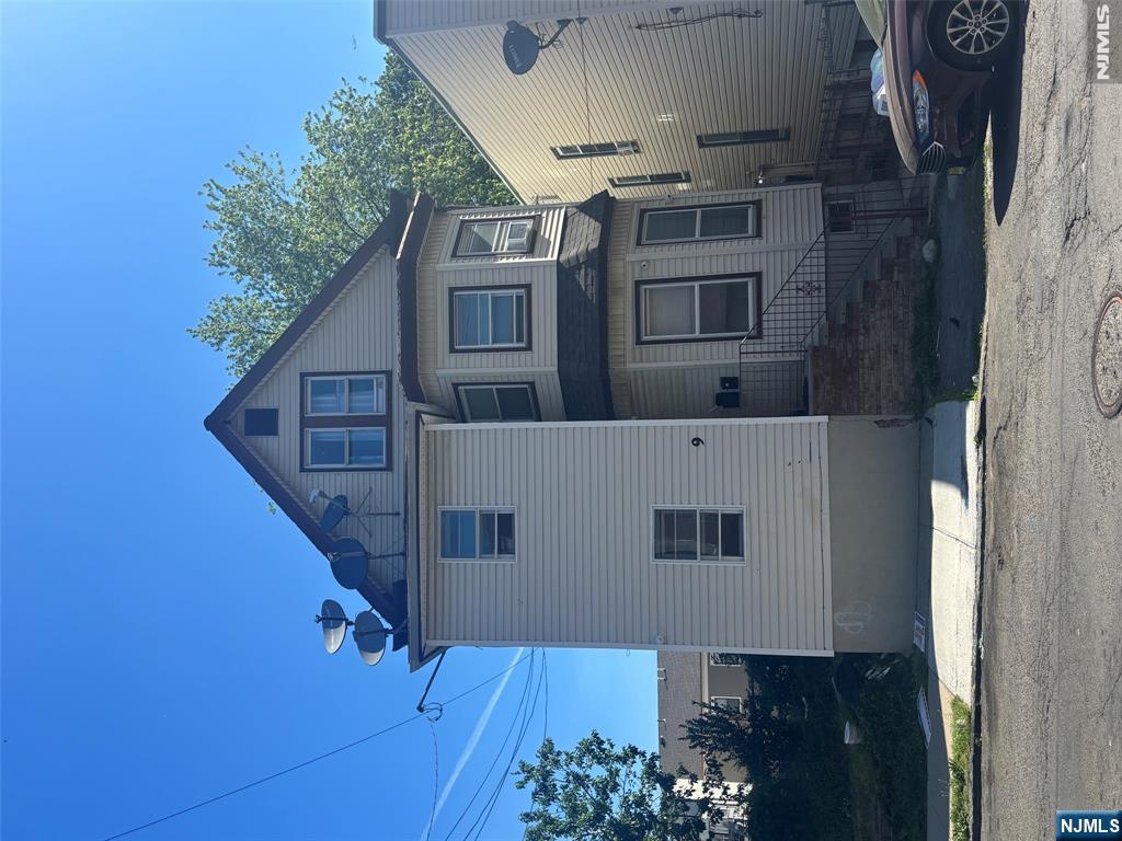 9 Courtland