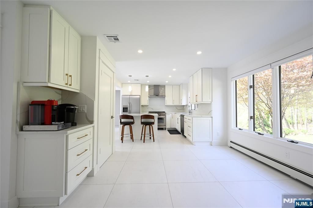 Photo of 43 Lisa Court, North Haledon, NJ 07508 (MLS # 26012783)