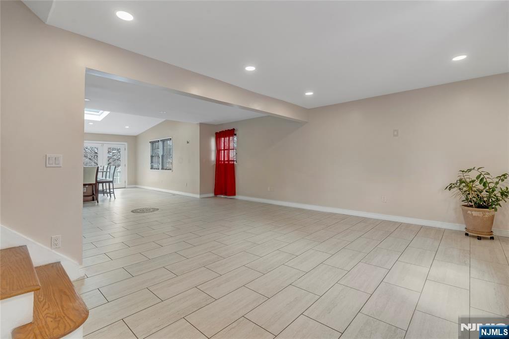 Property for Sale at 68 Gordon Street, Ridgefield Park, New Jersey - Bedrooms: 4 
Bathrooms: 3 
Rooms: 10  - $699,000