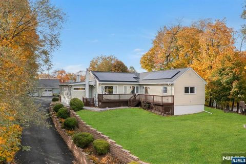 66 Leonard Terrace Wayne NJ 07470