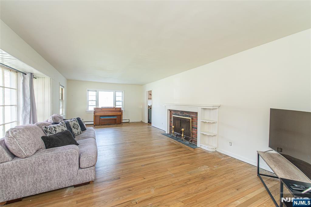 127 Hudson Avenue