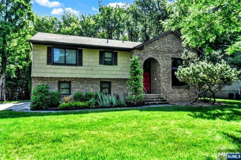 Photo of 270 E Crescent Avenue, Ramsey, NJ 07446 (MLS # 26023109)