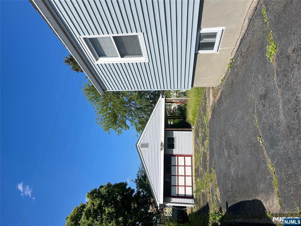 Homes for Sale in Northern NJ | ThisIsRiverEdge.com 236 Boston Avenue