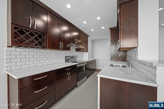 200 Winston Drive 3102