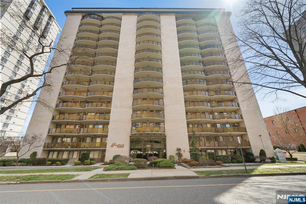 150 Overlook Avenue 14F