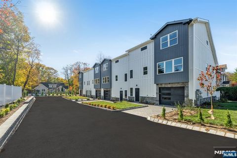 Photo of 92 W Main Street, Ramsey, NJ 07446 (MLS # 25038920)