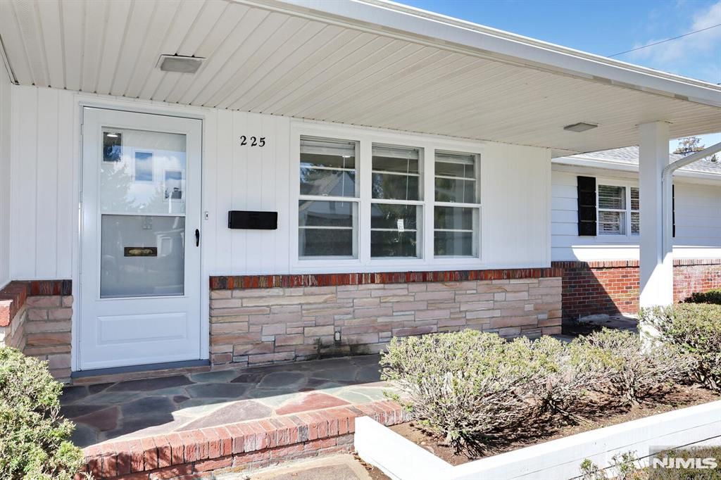 Photo of 225 Broadway, Hillsdale, NJ 07642 (MLS # 26009023)