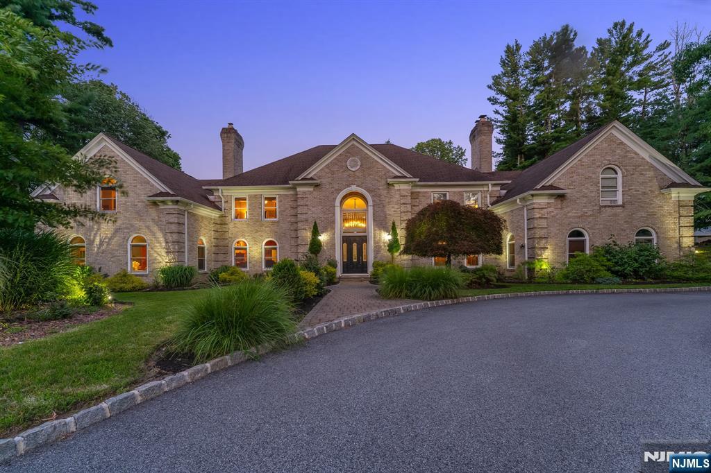 25 Wilshire Drive