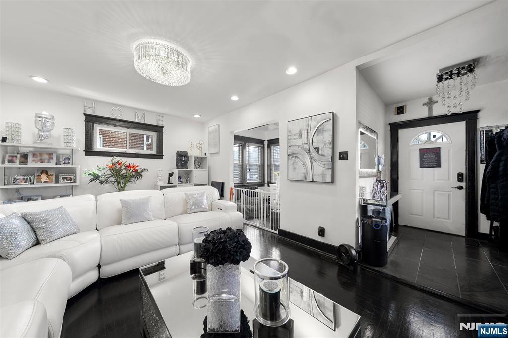 461 Greenmount Avenue