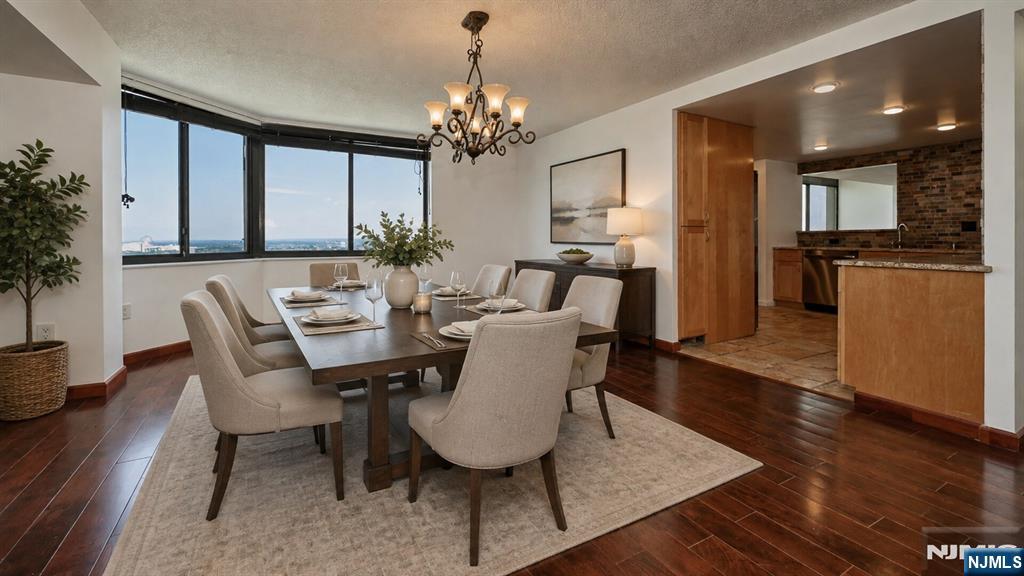 2140 Harmon Cove Tower 2140