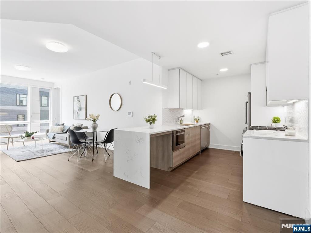 380 Newark Avenue 406