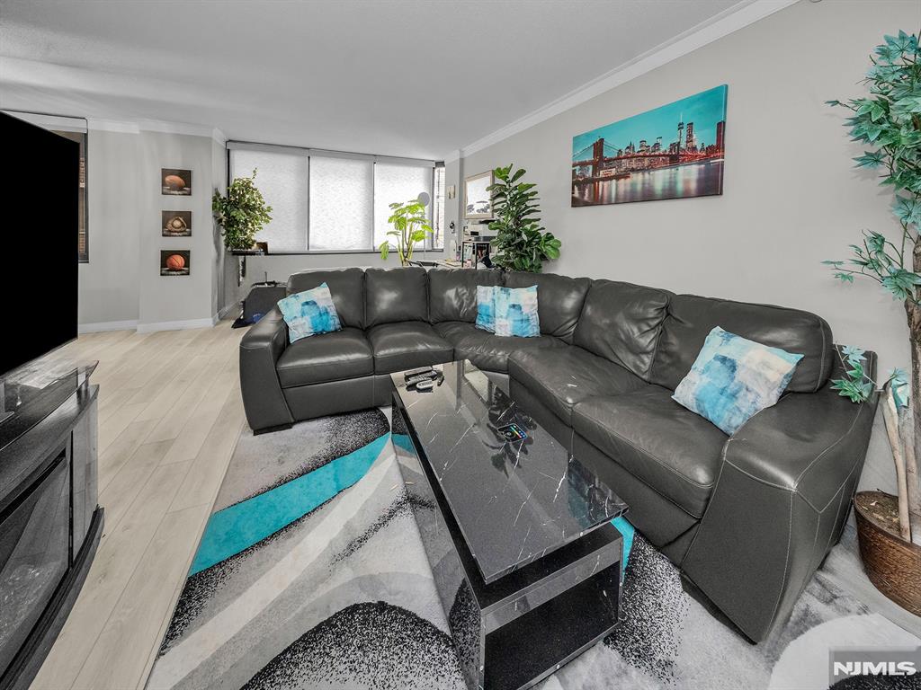 316 Prospect Avenue 8D