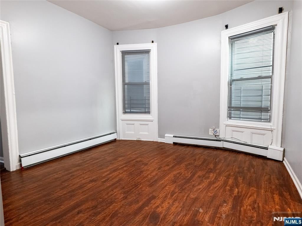 87 2nd Street