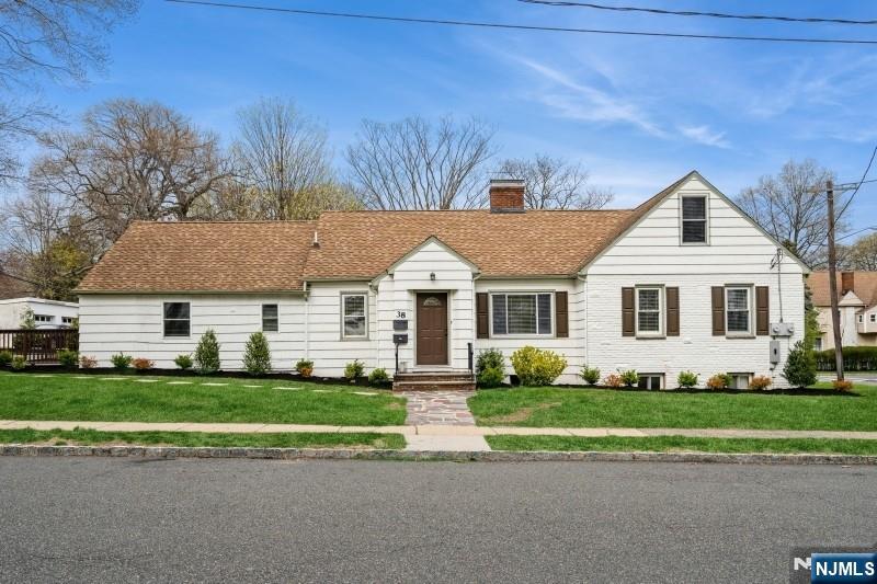 Property for Sale at 38 Christopher Street, Montclair, New Jersey - Bedrooms: 5 
Bathrooms: 3 
Rooms: 11  - $989,000