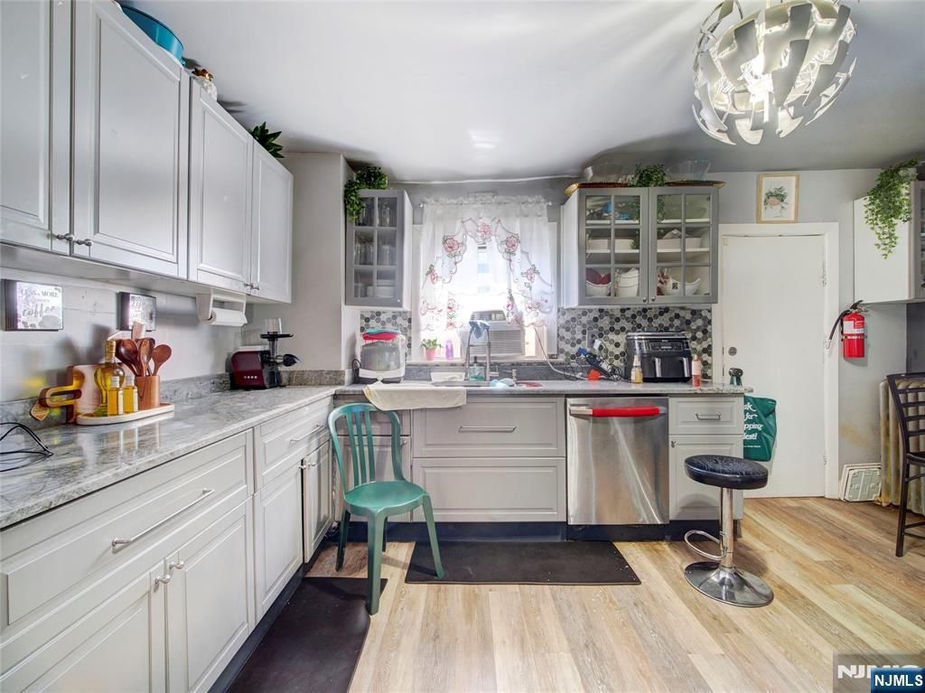 Photo of 40 Bruen Avenue, Irvington, NJ 07111 (MLS # 26018655)