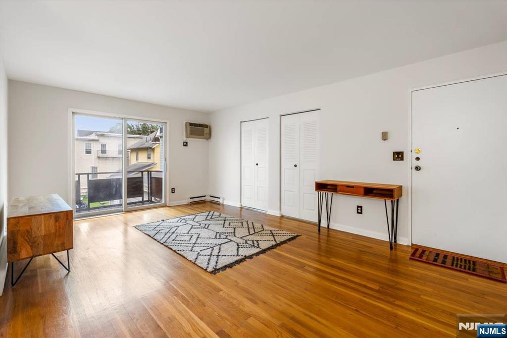 101 Orient Way 2D1