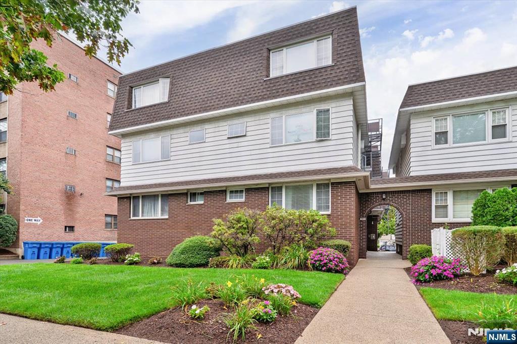 101 Orient Way 2D1