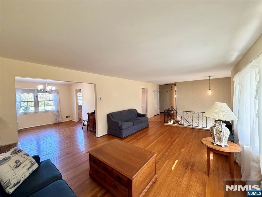 41 Mohawk Drive