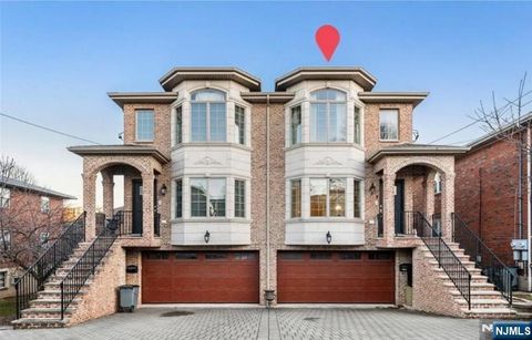 Photo of 220 Glen AVE #B, Palisades Park, NJ 07650 (MLS # 26026564)