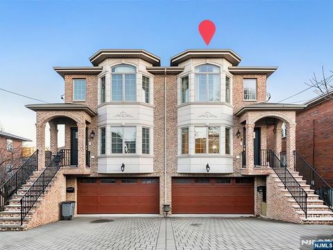 Photo of 220 Glen AVE #B, Palisades Park, NJ 07650 (MLS # 26026564)