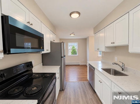 Photo of 220 Meadow #D14, Secaucus, NJ 07094 (MLS # 26038557)