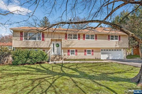 119 Dean Street Harrington Park NJ 07640