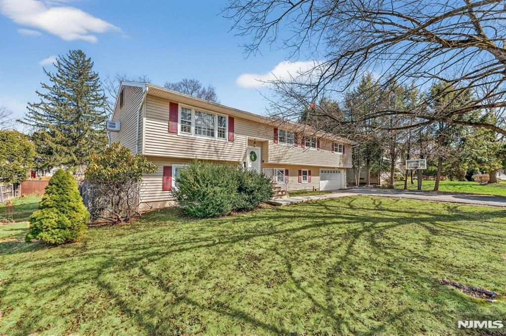 Photo of 119 Dean Street, Harrington Park, NJ 07640 (MLS # 26000171)