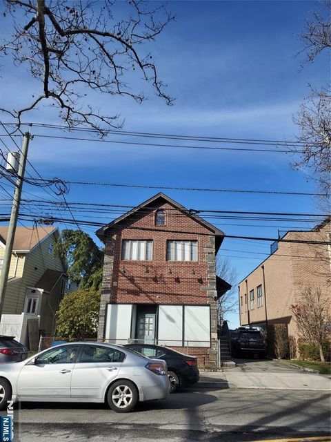 611 Bergen Boulevard Ridgefield NJ 07657