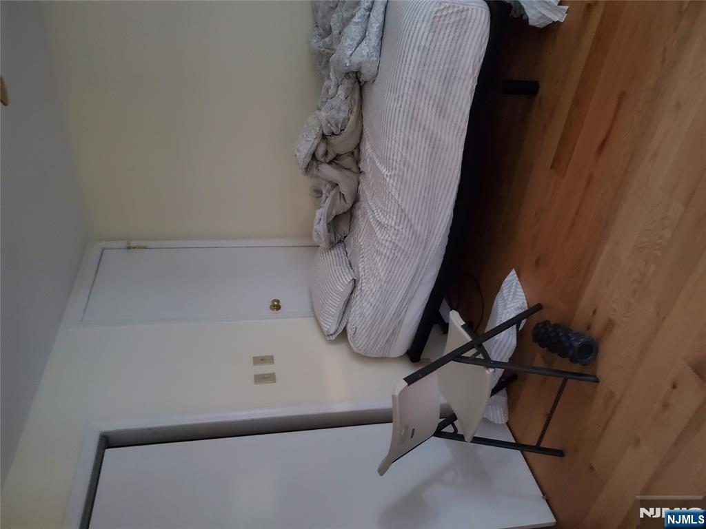 611 Bergen Boulevard