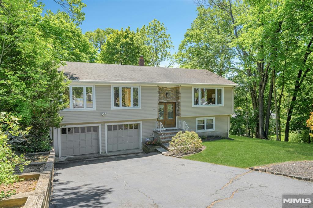 34 Bear Brook Lane