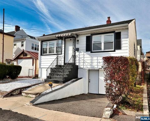 39 Grant Place Irvington NJ 07111