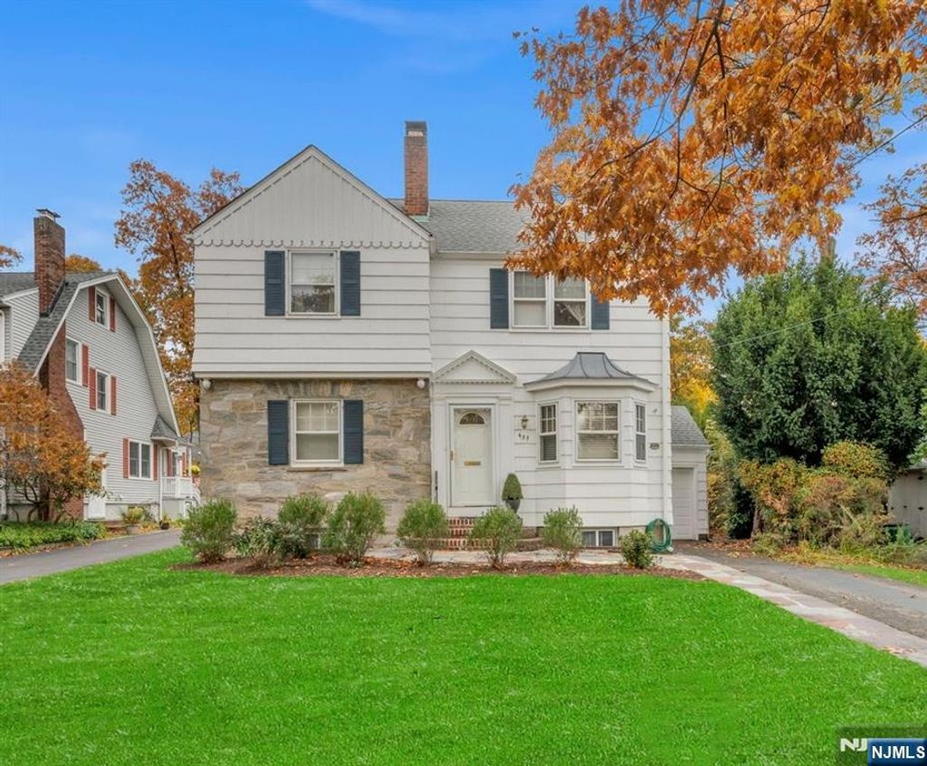 Photo of 457 Rock Road, Glen Rock, NJ 07452 (MLS # 26004387)