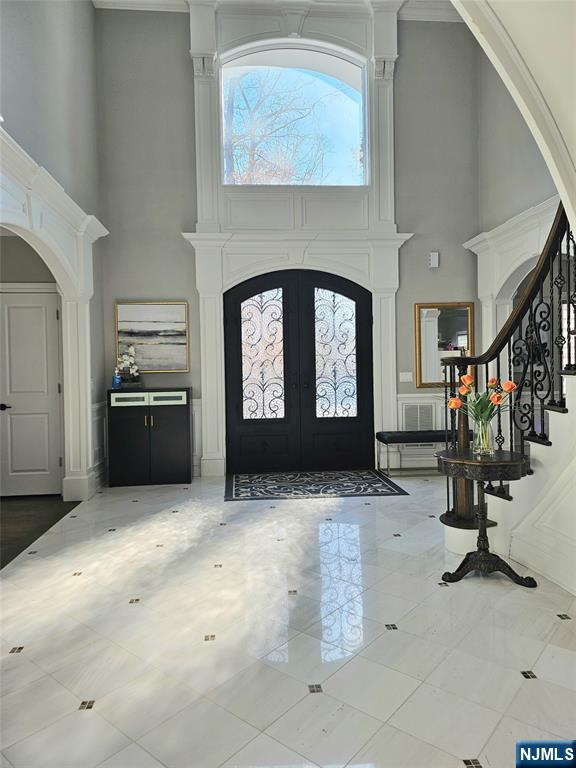 108 Serpentine Road, Demarest, New Jersey - 5 Bedrooms  
5 Bathrooms  
14 Rooms - 