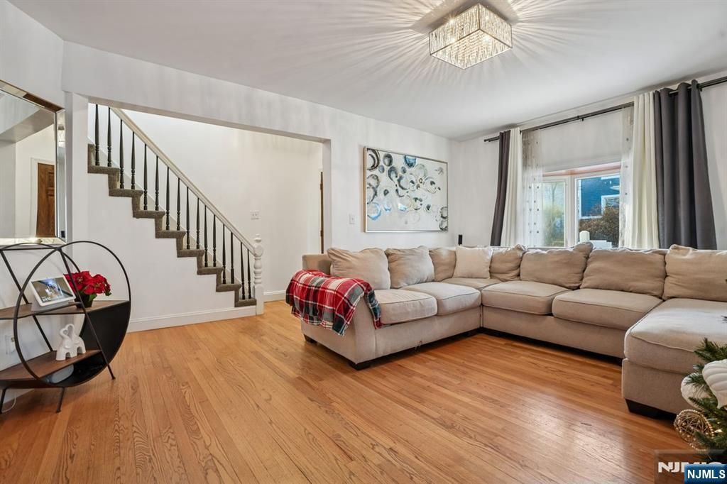 Photo of 113 Valley Road, Clifton, NJ 07013 (MLS # 25038631)