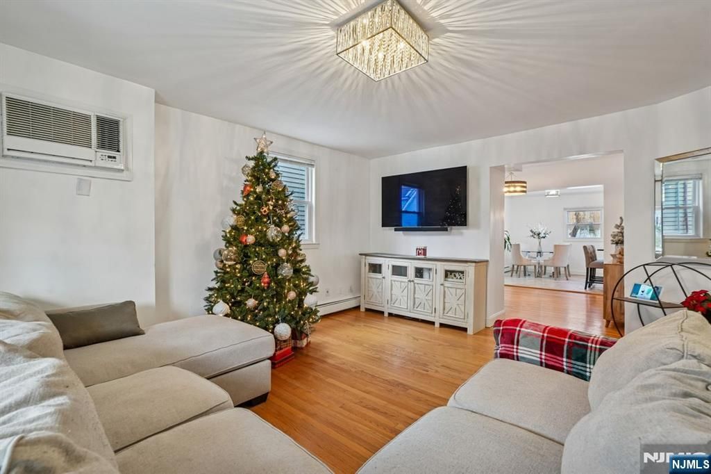 Photo of 113 Valley Road, Clifton, NJ 07013 (MLS # 25038631)