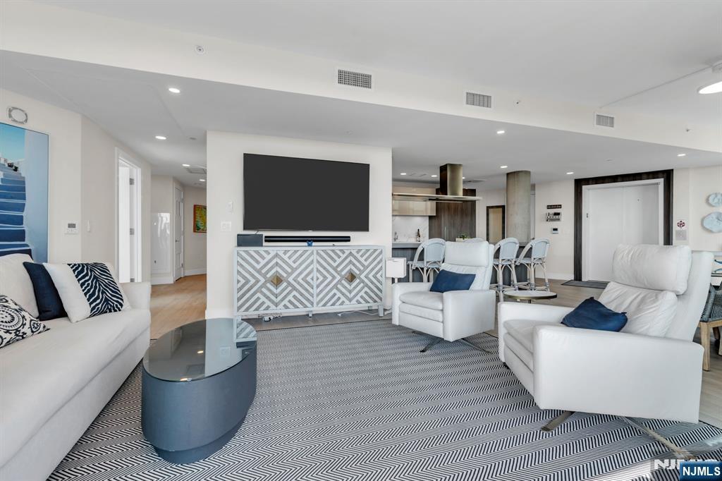 350 Ocean Avenue 603