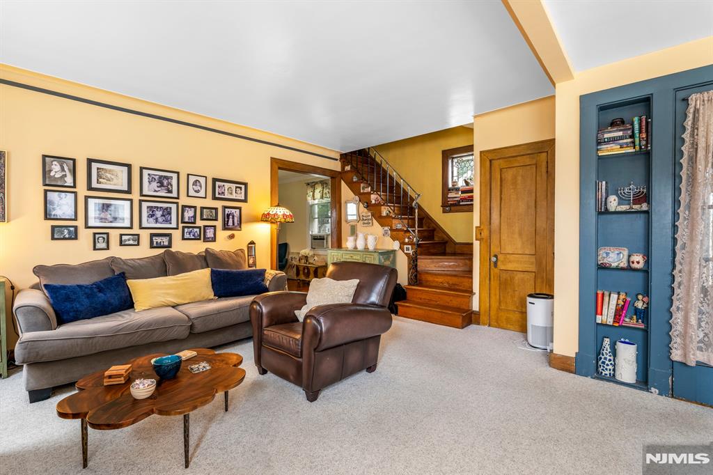 223 Hillside Avenue
