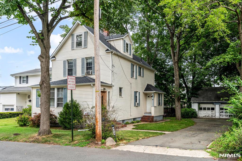 223 Hillside Avenue