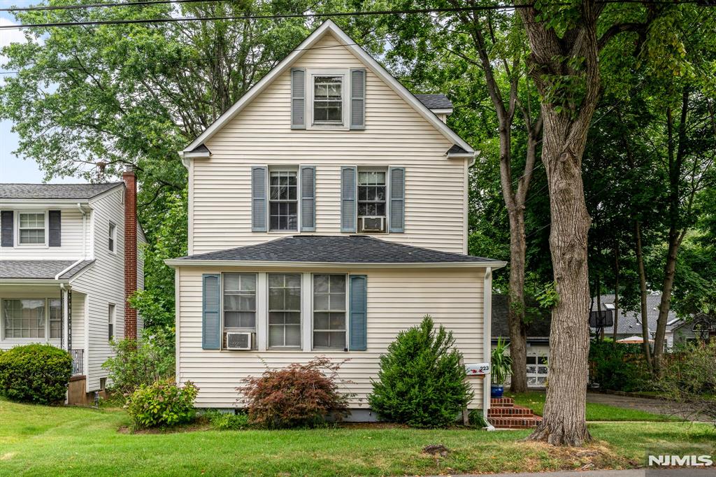 223 Hillside Avenue