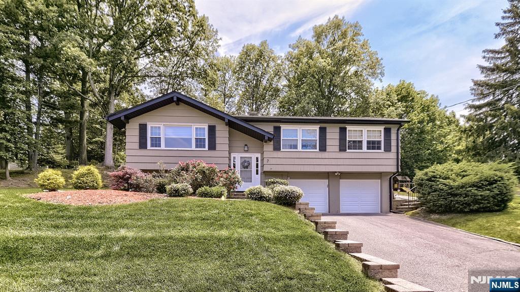 7 Knight Road