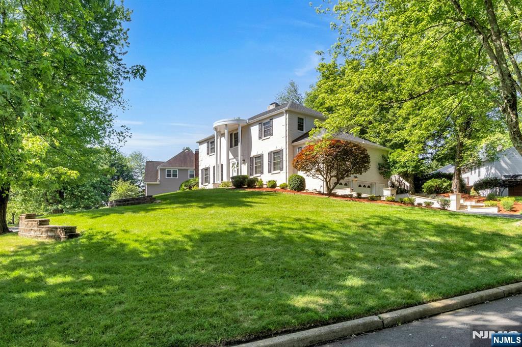693 Alexander Court