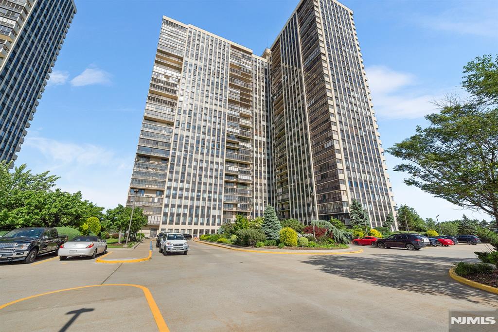 200 Winston Drive 2907