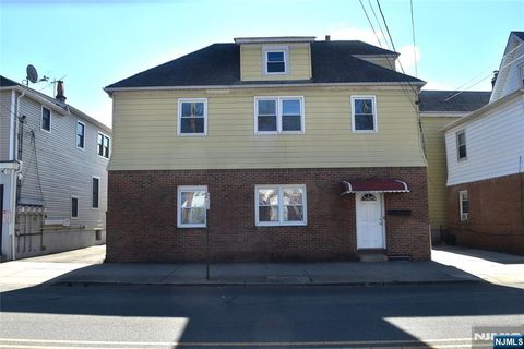 MLS: 25006498