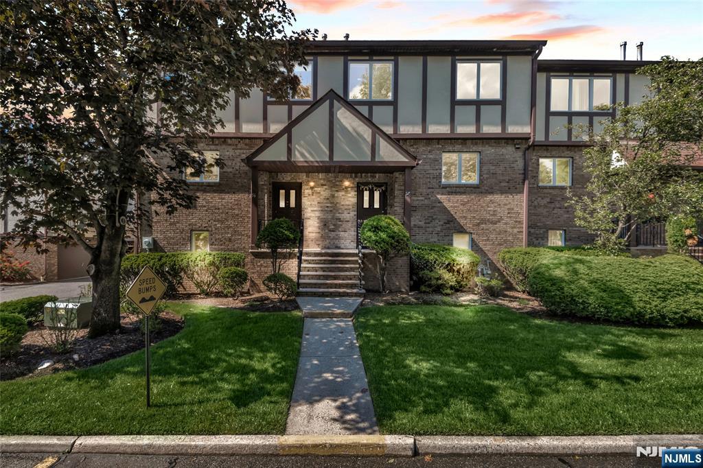 57 Canterbury Lane