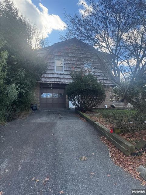 Photo of 129 Westwood Boulevard, Westwood, NJ 07675 (MLS # 25038592)