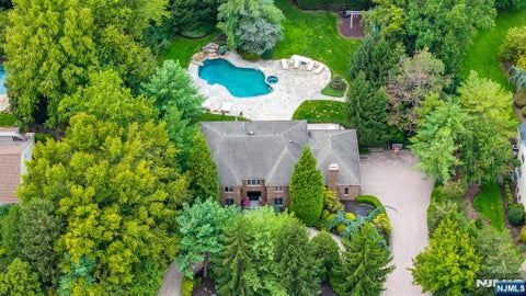 Photo of 72 Adams Drive, Cresskill, NJ 07626 (MLS # 26034591)