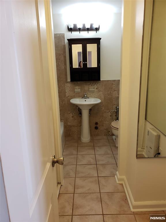 6050 Kennedy Boulevard 12D
